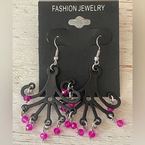 Fashion Jewelry Black and Pink Dangle Earrings (NEW)